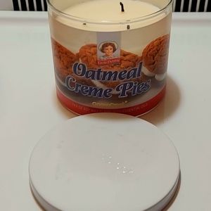Goose Creek Oatmeal Creme Pies Candle